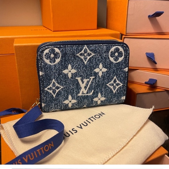 Louis Vuitton Handbags - 💯% Authentic LOUIS VUITTON
Monogram Jacquard Denim Zippy Wallet ✨